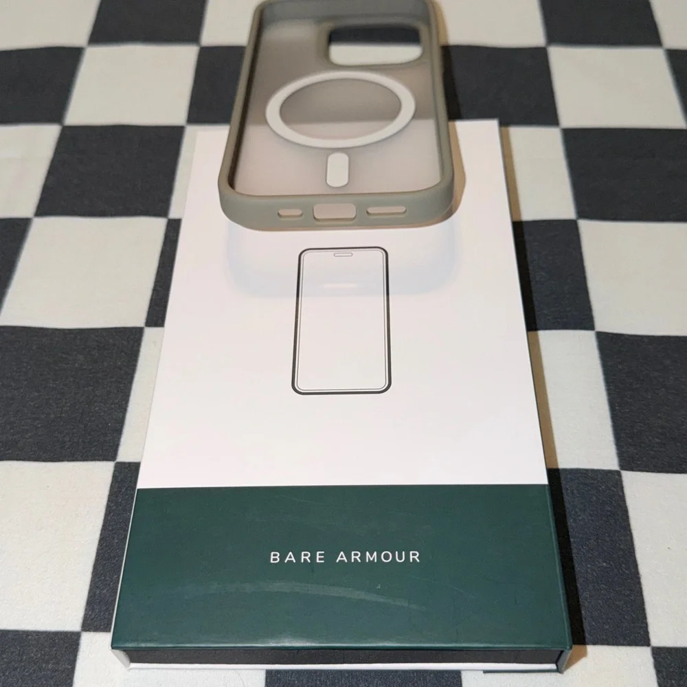 Bare Armour Silicone Case - iPhone Pro 16